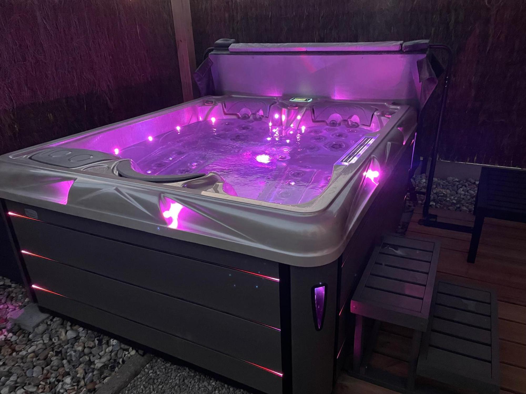 Gite Du Vieux Saule 1 Gite Avec Spa Privatif Pour 2 Personnes 1 Suite Familiale Sans Spa Vieil-Hesdin 외부 사진